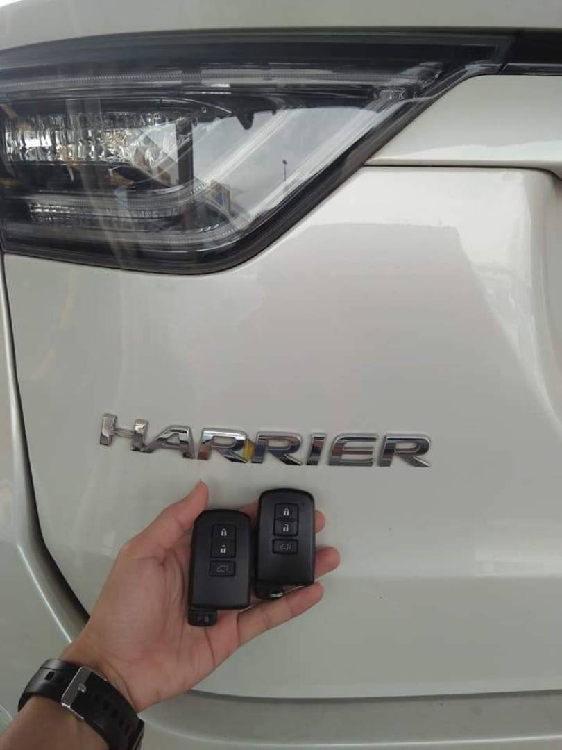Locksmith Subang Jaya for Toyota Harrier